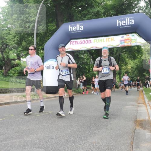29.06.2025 - hella hamburg halbmarathon KatJ http://msf.ph/oto/8340587 29.06.2025 10:48:26 Zwischen KM18-KM19 1128, 2591 meine-sportfotos.de