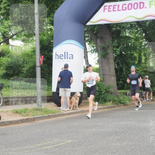 29.06.2025 - hella hamburg halbmarathon KatJ http://msf.ph/oto/8340609 29.06.2025 10:19:08 Zwischen KM18-KM19 1758, 2021, 5328 meine-sportfotos.de