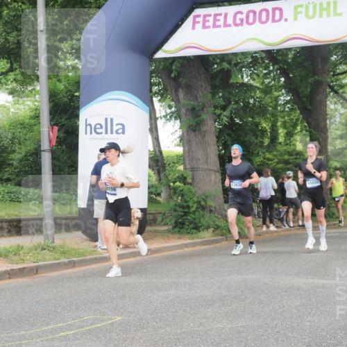 29.06.2025 - hella hamburg halbmarathon KatJ http://msf.ph/oto/8340676 29.06.2025 10:19:09 Zwischen KM18-KM19 1758, 2021, 5328 meine-sportfotos.de