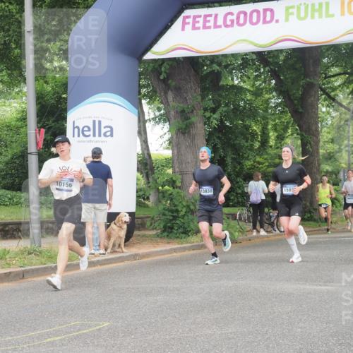 29.06.2025 - hella hamburg halbmarathon KatJ http://msf.ph/oto/8340728 29.06.2025 10:19:09 Zwischen KM18-KM19 1758, 2021, 5328 meine-sportfotos.de