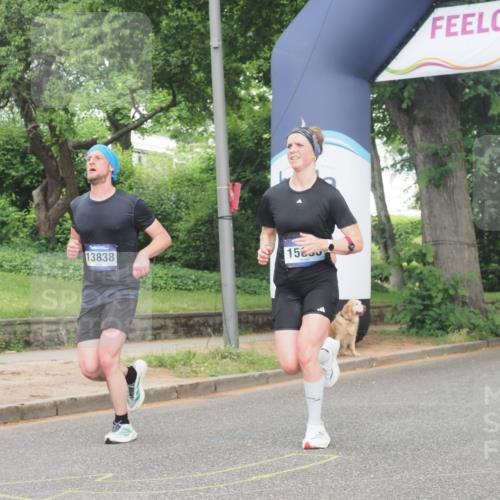 29.06.2025 - hella hamburg halbmarathon KatJ http://msf.ph/oto/8340969 29.06.2025 10:19:11 Zwischen KM18-KM19 2021, 2180 meine-sportfotos.de