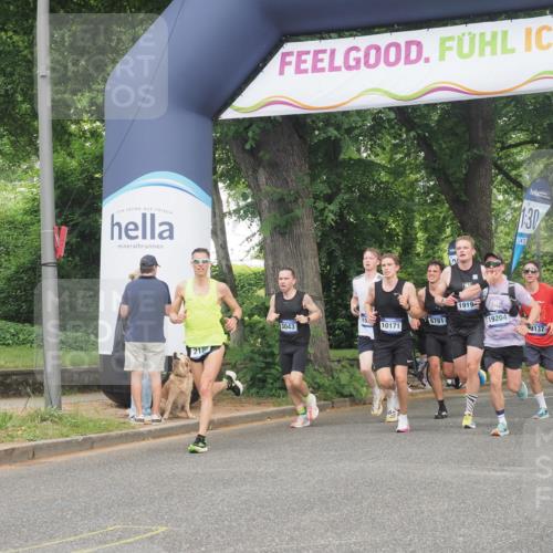 29.06.2025 - hella hamburg halbmarathon KatJ http://msf.ph/oto/8341052 29.06.2025 10:19:13 Zwischen KM18-KM19 2021, 2180, 6781 meine-sportfotos.de