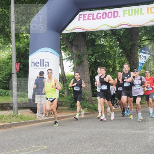 29.06.2025 - hella hamburg halbmarathon KatJ http://msf.ph/oto/8341067 29.06.2025 10:19:13 Zwischen KM18-KM19 2021, 2180, 6781 meine-sportfotos.de