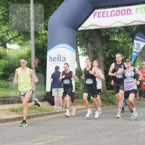 29.06.2025 - hella hamburg halbmarathon KatJ http://msf.ph/oto/8341150 29.06.2025 10:19:13 Zwischen KM18-KM19 2021, 2180, 6781 meine-sportfotos.de