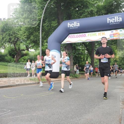 29.06.2025 - hella hamburg halbmarathon KatJ http://msf.ph/oto/8341310 29.06.2025 10:48:36 Zwischen KM18-KM19 1135, 1138, 2447, 5547, 6414, 6415, 8068, 8364 meine-sportfotos.de