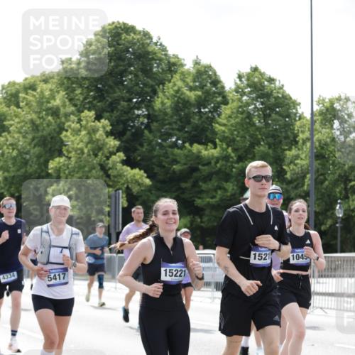 29.06.2025 - hella hamburg halbmarathon Jannik Wohlers http://msf.ph/oto/8341329 29.06.2025 10:42:14 Lombardsbrücke 1656, 1994, 2069, 2134, 2401, 2538, 2580, 2940, 2941, 3874, 4092, 4334, 4778, 5403, 5417, 6120, 6764, 7040, 7513, 8525, 8526, 8529, 8816, 9980, 10454, 10697, 10872, 10899, 12441, 12684, 13241, 13776, 14042, 14084, 14126, 14170, 14426, 14468, 14556, 14636, 14769, 15004, 15168, 15190, 15219, 15221, 15820, 15977, 16215, 16612, 16892 meine-sportfotos.de