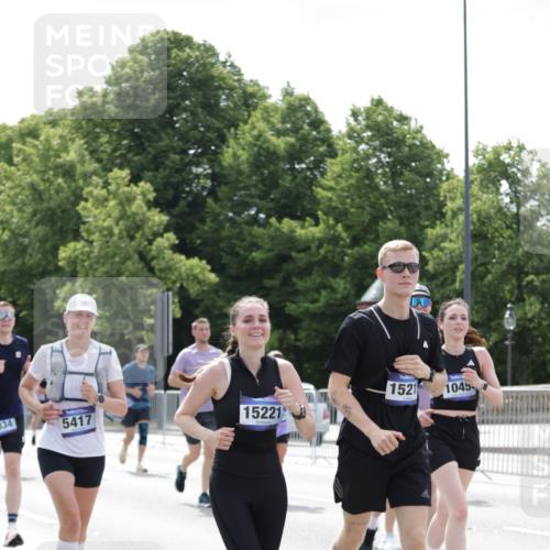 29.06.2025 - hella hamburg halbmarathon Jannik Wohlers http://msf.ph/oto/8341337 29.06.2025 10:42:15 Lombardsbrücke 1656, 1964, 1994, 2134, 2401, 2538, 2580, 2940, 2941, 3283, 3874, 4092, 4334, 4778, 5403, 5417, 6120, 6764, 7040, 7513, 8529, 8816, 9980, 10454, 10697, 10872, 12441, 12684, 13070, 13241, 13776, 14042, 14084, 14126, 14170, 14468, 14556, 14636, 14769, 15168, 15190, 15219, 15221, 15820, 15977, 16215, 16612, 16892 meine-sportfotos.de