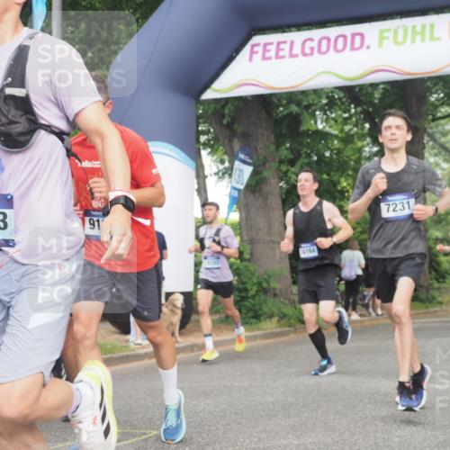 29.06.2025 - hella hamburg halbmarathon KatJ http://msf.ph/oto/8341401 29.06.2025 10:19:15 Zwischen KM18-KM19 2180, 3043, 6781, 7231 meine-sportfotos.de