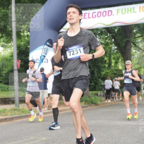 29.06.2025 - hella hamburg halbmarathon KatJ http://msf.ph/oto/8341496 29.06.2025 10:19:16 Zwischen KM18-KM19 2180, 3043, 6781, 7231 meine-sportfotos.de