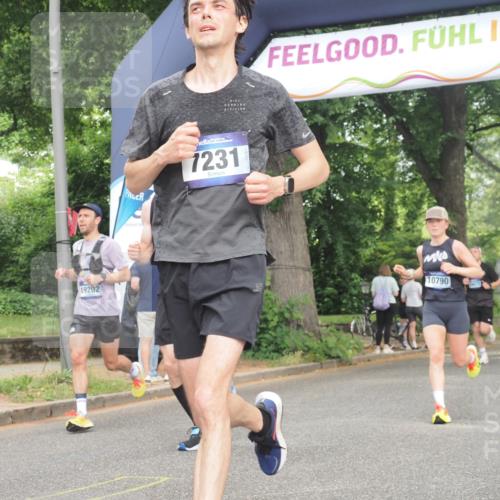 29.06.2025 - hella hamburg halbmarathon KatJ http://msf.ph/oto/8341525 29.06.2025 10:19:16 Zwischen KM18-KM19 2180, 3043, 6781, 7231 meine-sportfotos.de