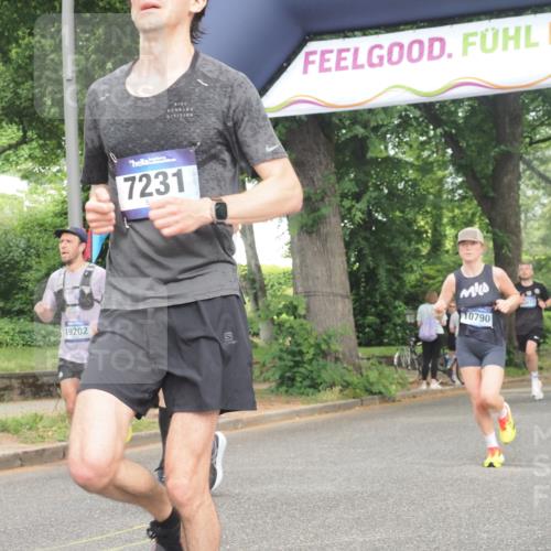 29.06.2025 - hella hamburg halbmarathon KatJ http://msf.ph/oto/8341543 29.06.2025 10:19:16 Zwischen KM18-KM19 2180, 3043, 6781, 7231 meine-sportfotos.de