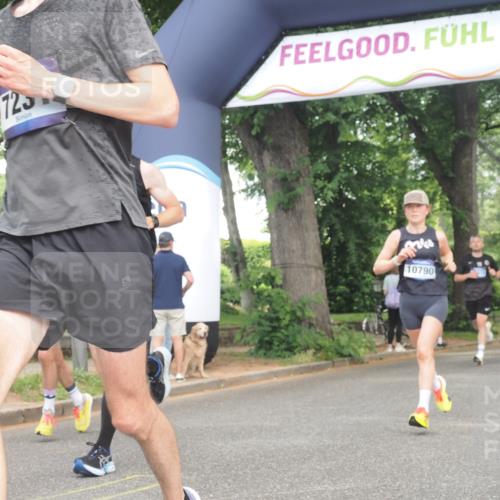29.06.2025 - hella hamburg halbmarathon KatJ http://msf.ph/oto/8341565 29.06.2025 10:19:16 Zwischen KM18-KM19 2180, 3043, 6781, 7231 meine-sportfotos.de