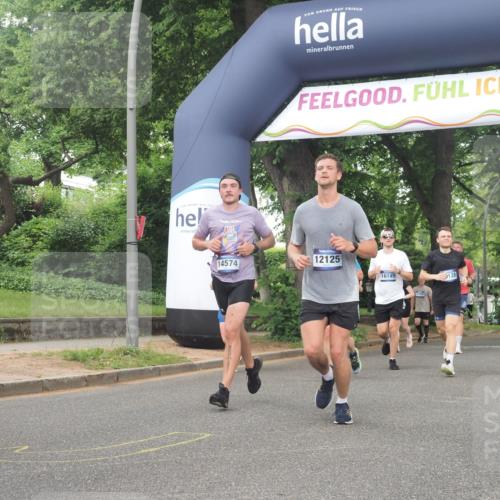 29.06.2025 - hella hamburg halbmarathon KatJ http://msf.ph/oto/8341574 29.06.2025 10:48:41 Zwischen KM18-KM19 1135, 1138, 1188, 1568, 2582, 5547 meine-sportfotos.de