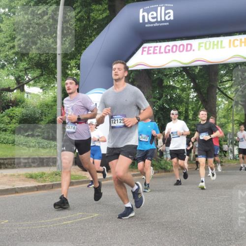 29.06.2025 - hella hamburg halbmarathon KatJ http://msf.ph/oto/8341600 29.06.2025 10:48:41 Zwischen KM18-KM19 1135, 1138, 1188, 1568, 2582, 5547 meine-sportfotos.de
