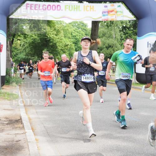 29.06.2025 - hella hamburg halbmarathon MichiJ http://msf.ph/oto/8341668 29.06.2025 10:40:11 Zwischen KM18-KM19 2208, 3715, 4065, 5378, 5638, 6481, 7896, 8273, 8587, 8651, 12135, 12321, 12379, 13032, 13211, 13289, 14805, 15643, 16320, 17198, 18729, 18901 meine-sportfotos.de
