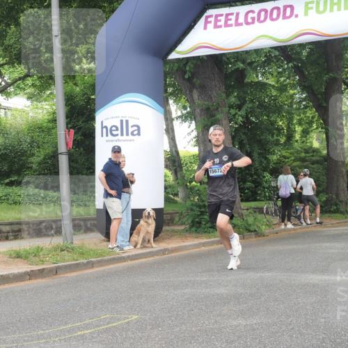 29.06.2025 - hella hamburg halbmarathon KatJ http://msf.ph/oto/8341734 29.06.2025 10:19:18 Zwischen KM18-KM19 2180, 3043, 6781, 7231 meine-sportfotos.de