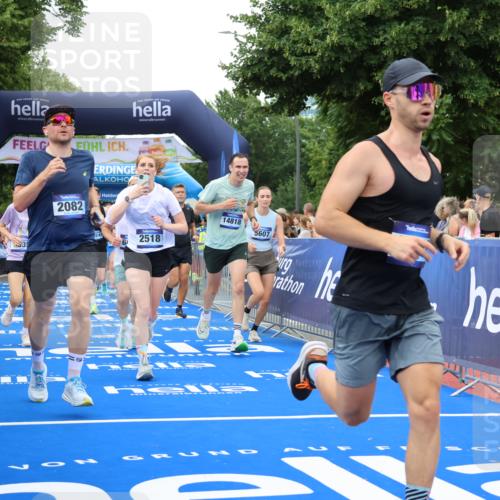 29.06.2025 - hella hamburg halbmarathon Strokosch-Dieckow http://msf.ph/oto/8341761 29.06.2025 10:53:43 Ziel 1422, 1502, 2058, 2082, 2518, 2630, 3819, 5399, 5607, 6260, 6762, 6877, 7177, 8285, 8335, 9922, 10529, 10549, 10891, 10895, 11588, 11589, 11604, 12632, 13865, 14026, 14702, 14818, 15061, 15441, 15502, 16092, 17482, 17740, 18143, 18249, 18487, 18514, 18666, 18715, 18759 meine-sportfotos.de