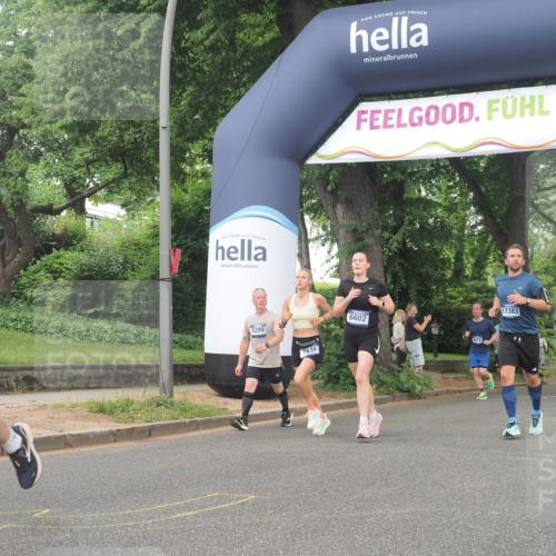 29.06.2025 - hella hamburg halbmarathon KatJ http://msf.ph/oto/8341812 29.06.2025 10:48:47 Zwischen KM18-KM19 1726, 1823, 2582, 5299, 5305, 6602, 7636, 7658, 8730 meine-sportfotos.de