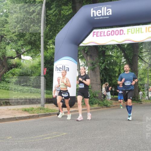 29.06.2025 - hella hamburg halbmarathon KatJ http://msf.ph/oto/8341836 29.06.2025 10:48:48 Zwischen KM18-KM19 1726, 1823, 2582, 5299, 5305, 6602, 7636, 7658, 8730 meine-sportfotos.de