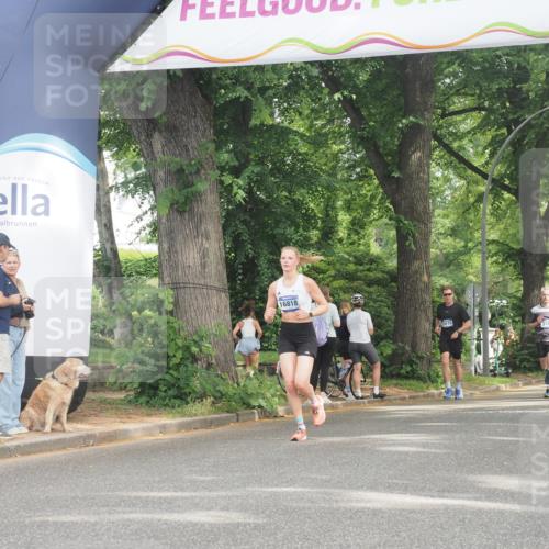 29.06.2025 - hella hamburg halbmarathon KatJ http://msf.ph/oto/8341978 29.06.2025 10:19:27 Zwischen KM18-KM19  meine-sportfotos.de