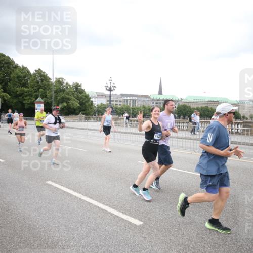 29.06.2025 - hella hamburg halbmarathon Jannik Wohlers http://msf.ph/oto/8342089 29.06.2025 10:55:44 Lombardsbrücke 1738, 1909, 2095, 2793, 3257, 3268, 4083, 4354, 4473, 4836, 5306, 5580, 5994, 6494, 6968, 7025, 7028, 7516, 7616, 8005, 8305, 8517, 9435, 9606, 9838, 10640, 10740, 10784, 10987, 11298, 11862, 11863, 12267, 12295, 12296, 12551, 13055, 13395, 13405, 13627, 14142, 14221, 14280, 14281, 15103, 15173, 15199, 15272, 15696, 15699, 16413, 16655, 16960, 17398, 17649, 17673, 18329, 18349, 19228 meine-sportfotos.de