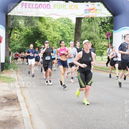 29.06.2025 - hella hamburg halbmarathon MichiJ http://msf.ph/oto/8342174 29.06.2025 10:40:17 Zwischen KM18-KM19 1151, 1258, 2208, 3952, 4029, 5378, 5907, 6481, 7896, 8361, 11217, 12321, 12379, 12875, 14791, 14805, 15446, 15643, 17773, 18729 meine-sportfotos.de