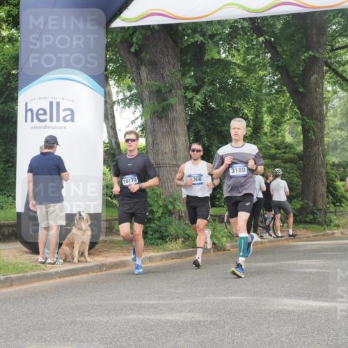 29.06.2025 - hella hamburg halbmarathon KatJ http://msf.ph/oto/8342191 29.06.2025 10:19:31 Zwischen KM18-KM19 3189, 5308 meine-sportfotos.de