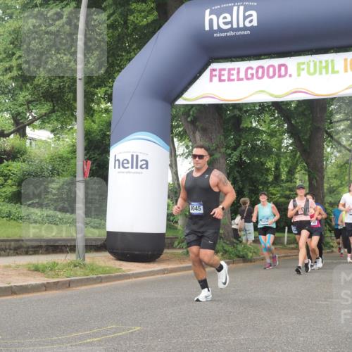 29.06.2025 - hella hamburg halbmarathon KatJ http://msf.ph/oto/8342375 29.06.2025 10:48:53 Zwischen KM18-KM19 1674, 6602, 6752, 7636, 8045, 8478 meine-sportfotos.de