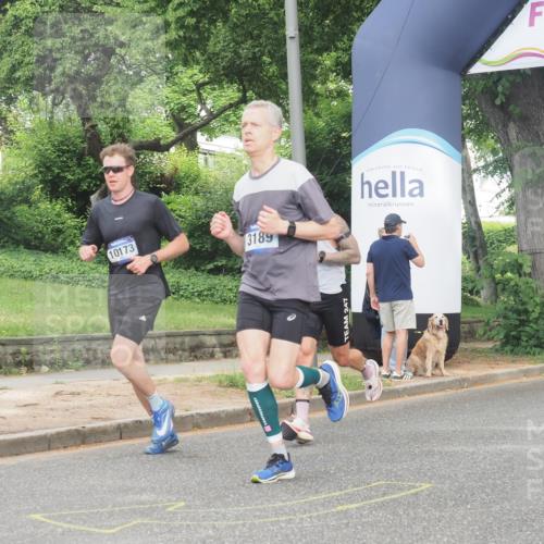 29.06.2025 - hella hamburg halbmarathon KatJ http://msf.ph/oto/8342429 29.06.2025 10:19:32 Zwischen KM18-KM19 3189, 5308 meine-sportfotos.de