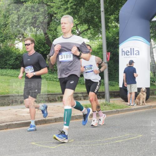 29.06.2025 - hella hamburg halbmarathon KatJ http://msf.ph/oto/8342477 29.06.2025 10:19:33 Zwischen KM18-KM19 3189, 5308 meine-sportfotos.de