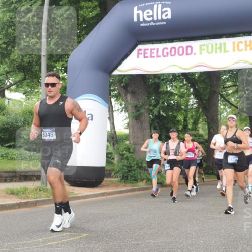 29.06.2025 - hella hamburg halbmarathon KatJ http://msf.ph/oto/8342525 29.06.2025 10:48:54 Zwischen KM18-KM19 1674, 6752, 7636, 8045, 8478 meine-sportfotos.de