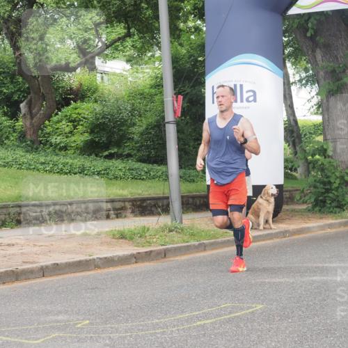 29.06.2025 - hella hamburg halbmarathon KatJ http://msf.ph/oto/8342658 29.06.2025 10:19:35 Zwischen KM18-KM19 3189, 5308 meine-sportfotos.de