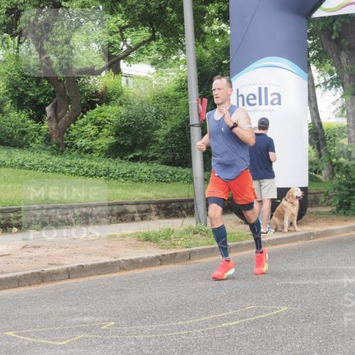 29.06.2025 - hella hamburg halbmarathon KatJ http://msf.ph/oto/8342674 29.06.2025 10:19:35 Zwischen KM18-KM19 3189, 5308 meine-sportfotos.de