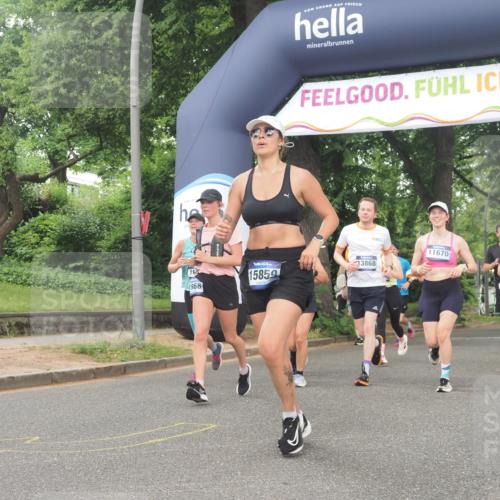29.06.2025 - hella hamburg halbmarathon KatJ http://msf.ph/oto/8342685 29.06.2025 10:48:56 Zwischen KM18-KM19 1674, 4095, 6674, 6752, 8045, 8478 meine-sportfotos.de
