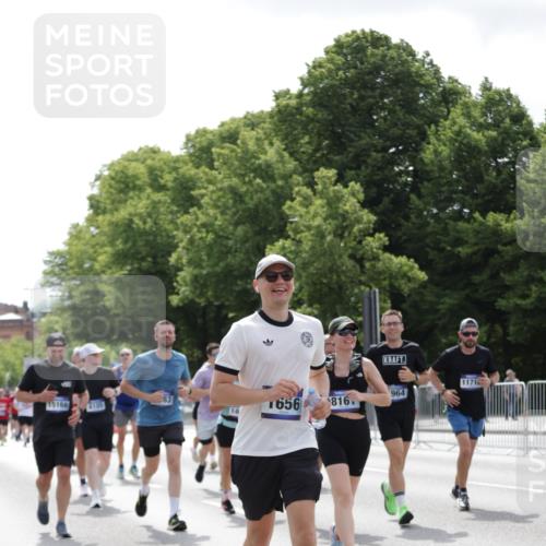 29.06.2025 - hella hamburg halbmarathon Jannik Wohlers http://msf.ph/oto/8342694 29.06.2025 10:42:25 Lombardsbrücke 1656, 1964, 2401, 2450, 2509, 2940, 2941, 3283, 3378, 3764, 4092, 4105, 4334, 4385, 5417, 6120, 6764, 7513, 8161, 9378, 10008, 10454, 10697, 11142, 11710, 12151, 12441, 13049, 13070, 13241, 13776, 14126, 14422, 14694, 15168, 15190, 15820, 16279, 16612, 16892, 17037 meine-sportfotos.de