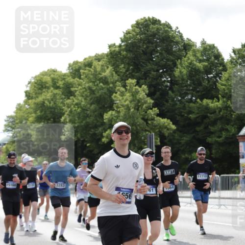 29.06.2025 - hella hamburg halbmarathon Jannik Wohlers http://msf.ph/oto/8342730 29.06.2025 10:42:25 Lombardsbrücke 1656, 1964, 2401, 2450, 2509, 2940, 2941, 3283, 3378, 3764, 4092, 4105, 4334, 4385, 5417, 6120, 6764, 7513, 8161, 9378, 10008, 10454, 10697, 11142, 11710, 12151, 12441, 13049, 13070, 13241, 13776, 14126, 14422, 14694, 15168, 15190, 15820, 16279, 16612, 16892, 17037 meine-sportfotos.de