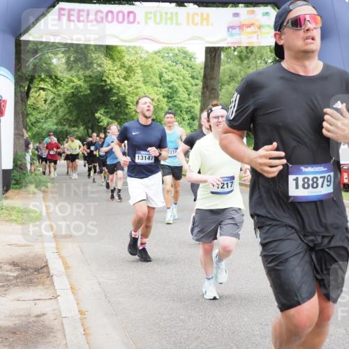 29.06.2025 - hella hamburg halbmarathon MichiJ http://msf.ph/oto/8342756 29.06.2025 10:40:20 Zwischen KM18-KM19 1151, 1258, 2082, 3952, 4029, 5907, 6511, 6512, 7177, 7274, 8361, 11217, 12482, 12712, 12875, 13147, 14791, 15446, 15502, 17773, 18879 meine-sportfotos.de