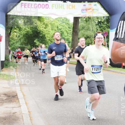 29.06.2025 - hella hamburg halbmarathon MichiJ http://msf.ph/oto/8342818 29.06.2025 10:40:20 Zwischen KM18-KM19 1151, 1258, 2082, 3952, 4029, 5907, 6511, 6512, 7177, 7274, 8361, 11217, 12482, 12712, 12875, 13147, 14791, 15446, 15502, 17773, 18879 meine-sportfotos.de