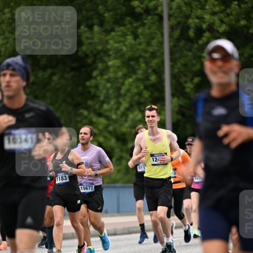 29.06.2025 - hella hamburg halbmarathon Dr. Thomas Lammeyer http://msf.ph/oto/8342882 29.06.2025 10:40:24 Kennedybrücke 1036, 1102, 1183, 1284, 1336, 1717, 2352, 2588, 3243, 3741, 3990, 4902, 4937, 5012, 5240, 5246, 5531, 5919, 6021, 6381, 6845, 6896, 7111, 7275, 7927, 8356, 9229, 9295, 9701, 10047, 10119, 10336, 10341, 10567, 11010 meine-sportfotos.de