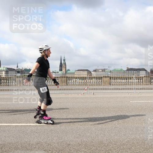 29.06.2025 - hella hamburg halbmarathon Lena Gebhardt http://msf.ph/oto/8342965 29.06.2025 09:09:07 Lombardsbrücke 362, 85 meine-sportfotos.de