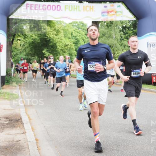 29.06.2025 - hella hamburg halbmarathon MichiJ http://msf.ph/oto/8343008 29.06.2025 10:40:21 Zwischen KM18-KM19 1151, 1258, 2082, 3952, 5907, 6511, 6512, 7177, 7274, 8361, 11217, 11589, 11604, 12482, 12712, 12875, 13147, 14791, 15446, 15502, 17773, 18879 meine-sportfotos.de