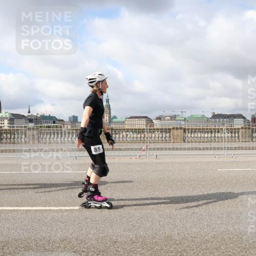 29.06.2025 - hella hamburg halbmarathon Lena Gebhardt http://msf.ph/oto/8343128 29.06.2025 09:09:07 Lombardsbrücke 362, 85 meine-sportfotos.de