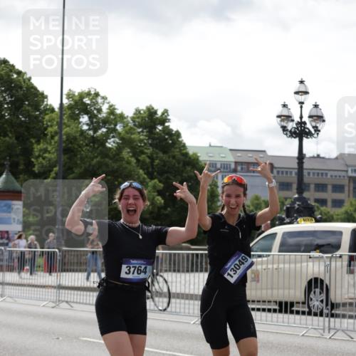 29.06.2025 - hella hamburg halbmarathon Jannik Wohlers http://msf.ph/oto/8343230 29.06.2025 10:42:36 Lombardsbrücke 1149, 1467, 1788, 1964, 2103, 2158, 2267, 2361, 2450, 2509, 2971, 3074, 3283, 3378, 3518, 3764, 4105, 4385, 5067, 5268, 5755, 5967, 7043, 8161, 8184, 8795, 8991, 9072, 9304, 9378, 9644, 10008, 10180, 10536, 11142, 11443, 11671, 11710, 12151, 12485, 13049, 13070, 13417, 13676, 14422, 14694, 15246, 16263, 16264, 16279, 16789, 17037, 17609, 17921, 18434, 18435, 18540, 18898, 19115 meine-sportfotos.de