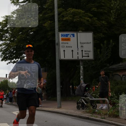 29.06.2025 - hella hamburg halbmarathon Yannick Fuchs http://msf.ph/oto/8343323 29.06.2025 10:52:18 20KM 1319, 1595, 1833, 2159, 2250, 2488, 2619, 2656, 2840, 2996, 3251, 3859, 4319, 4502, 4550, 4708, 4767, 5277, 5341, 5675, 5926, 6138, 6147, 6592, 7082, 7189, 7659, 7856, 8089, 8322, 8585, 9230, 9316, 10020, 10268, 10319, 10518, 10703, 10788, 11394, 11605, 11808, 11846, 12378, 12495, 12585, 12734, 12735, 12879, 13287, 13512, 13654, 13694, 13816, 13880, 14266, 14673, 15197, 15434, 15527, 16189, 16531, 17531, 17827, 18180, 18492, 18727, 18985 meine-sportfotos.de