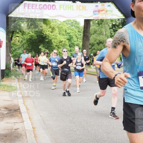 29.06.2025 - hella hamburg halbmarathon MichiJ http://msf.ph/oto/8343374 29.06.2025 10:40:23 Zwischen KM18-KM19 1151, 1549, 2082, 4770, 5907, 6511, 6512, 7177, 7274, 8361, 10895, 11217, 11551, 11588, 11589, 11604, 12155, 12482, 12712, 12875, 13147, 14791, 15446, 15502, 18879 meine-sportfotos.de