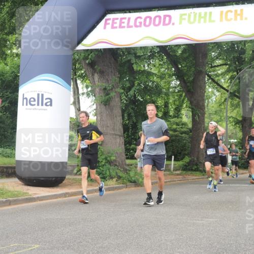29.06.2025 - hella hamburg halbmarathon KatJ http://msf.ph/oto/8343475 29.06.2025 10:49:11 Zwischen KM18-KM19 5763, 7250, 8176, 8624 meine-sportfotos.de