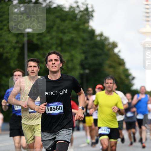 29.06.2025 - hella hamburg halbmarathon Dr. Thomas Lammeyer http://msf.ph/oto/8343476 29.06.2025 09:56:02 Kennedybrücke 1057, 1139, 1169, 1220, 1512, 1604, 3305, 3618, 4080, 4565, 4871, 4915, 5007, 5011, 5231, 5336, 6373, 6711, 7185, 7432, 7710, 7865, 7961, 8564, 8852, 9444, 10099, 10251, 10493, 10691, 10741 meine-sportfotos.de
