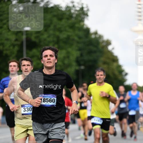 29.06.2025 - hella hamburg halbmarathon Dr. Thomas Lammeyer http://msf.ph/oto/8343482 29.06.2025 09:56:02 Kennedybrücke 1057, 1139, 1169, 1220, 1512, 1604, 3305, 3618, 4080, 4565, 4871, 4915, 5007, 5011, 5231, 5336, 6373, 6711, 7185, 7432, 7710, 7865, 7961, 8564, 8852, 9444, 10099, 10251, 10493, 10691, 10741 meine-sportfotos.de