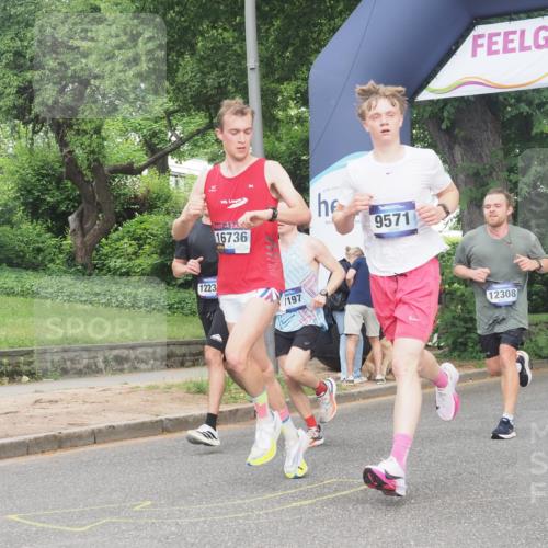 29.06.2025 - hella hamburg halbmarathon KatJ http://msf.ph/oto/8343511 29.06.2025 10:19:42 Zwischen KM18-KM19 7186 meine-sportfotos.de