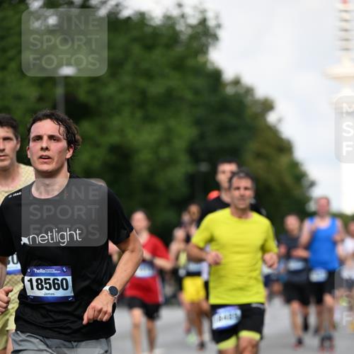 29.06.2025 - hella hamburg halbmarathon Dr. Thomas Lammeyer http://msf.ph/oto/8343517 29.06.2025 09:56:02 Kennedybrücke 1057, 1139, 1169, 1220, 1512, 1604, 3305, 3618, 4080, 4565, 4871, 4915, 5007, 5011, 5231, 5336, 6373, 6711, 7185, 7432, 7710, 7865, 7961, 8564, 8852, 9444, 10099, 10251, 10493, 10691, 10741 meine-sportfotos.de